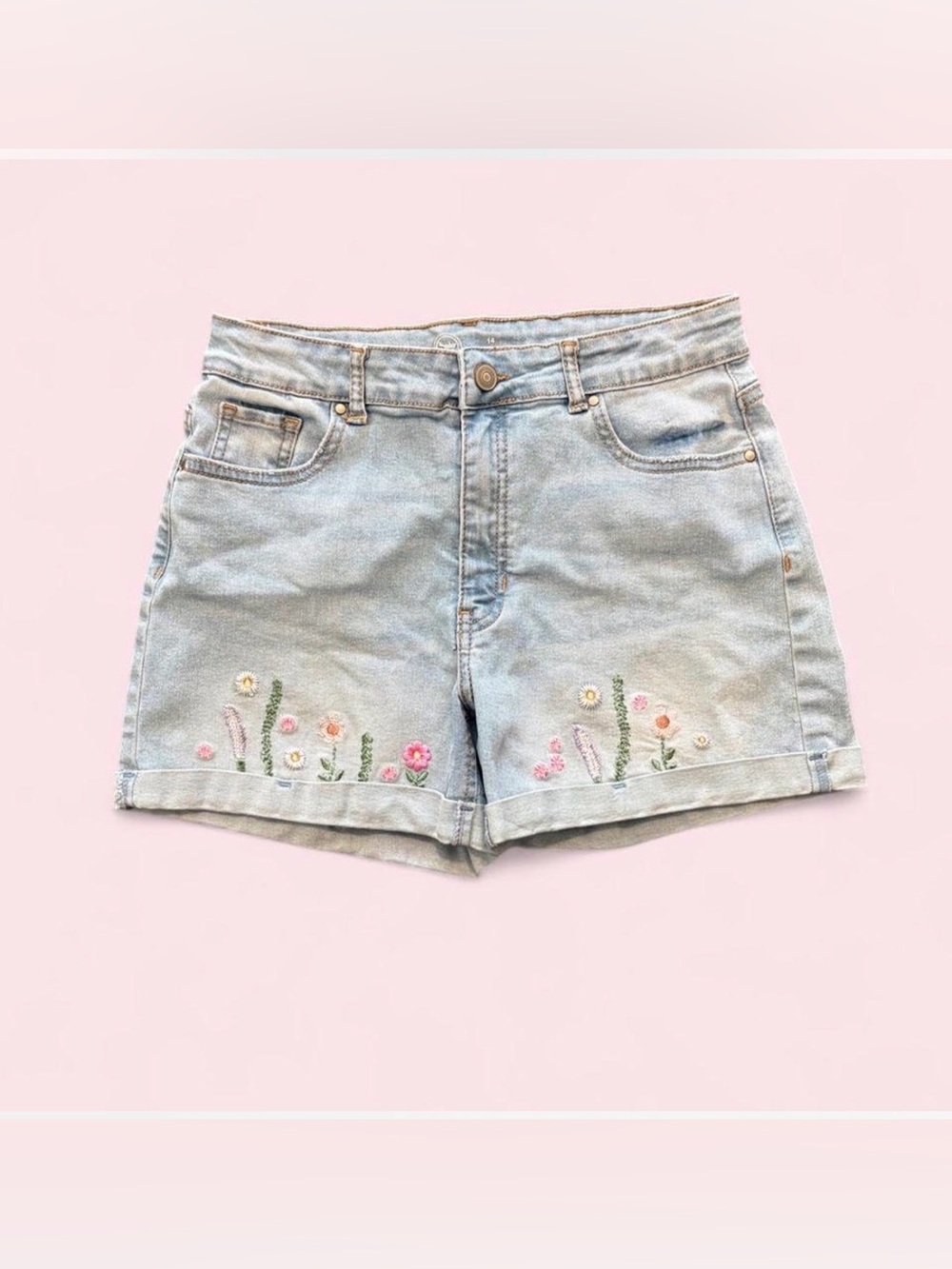 💜$5 BUNDLED- wonder nation Light Blue Embroidered Floral Denim Shorts